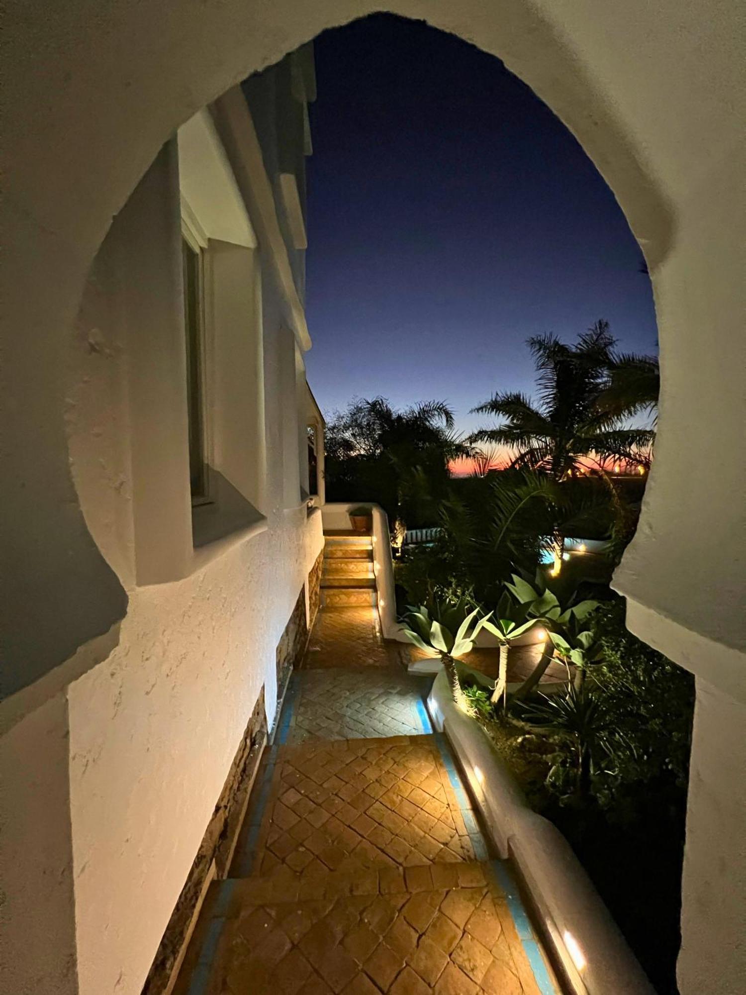 La - 3br Seaside With Private Pool & Bbq *