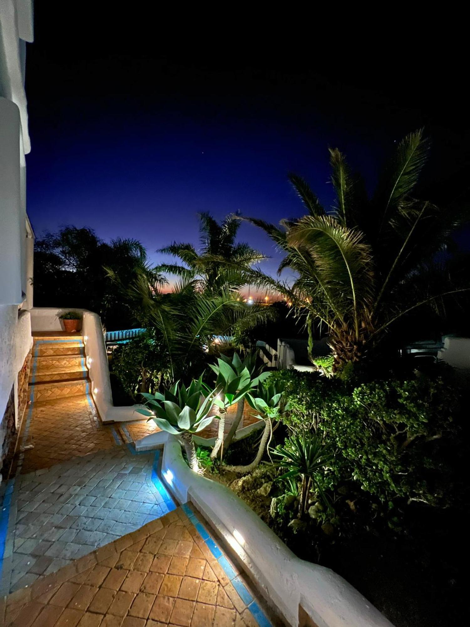 La - 3br Seaside With Private Pool & Bbq